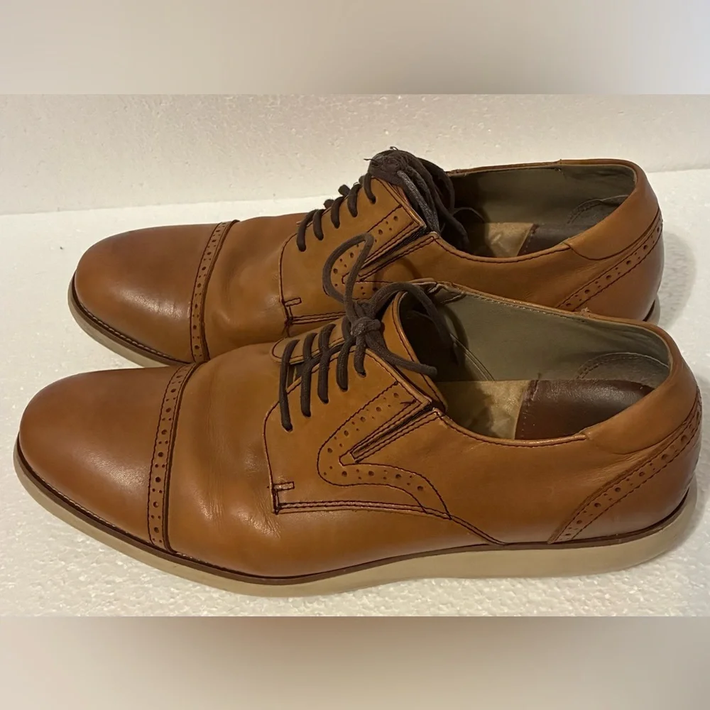 GH Bass & Co Shoes Sz 11 M Wilson Buck Cognac Eye Lace Up Leather Needs Laces